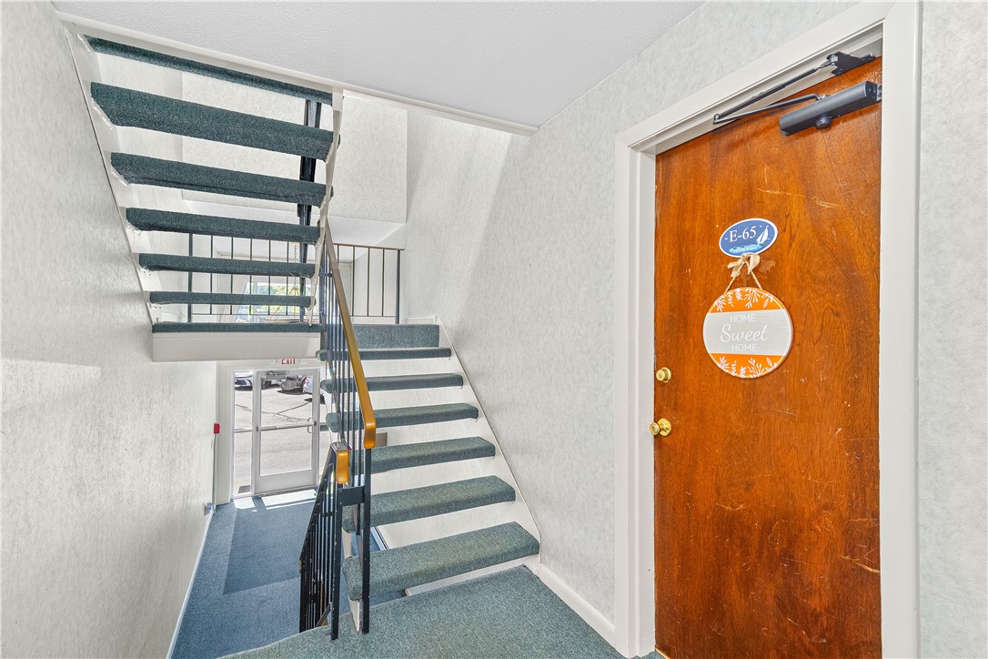 4430 Post Road E65