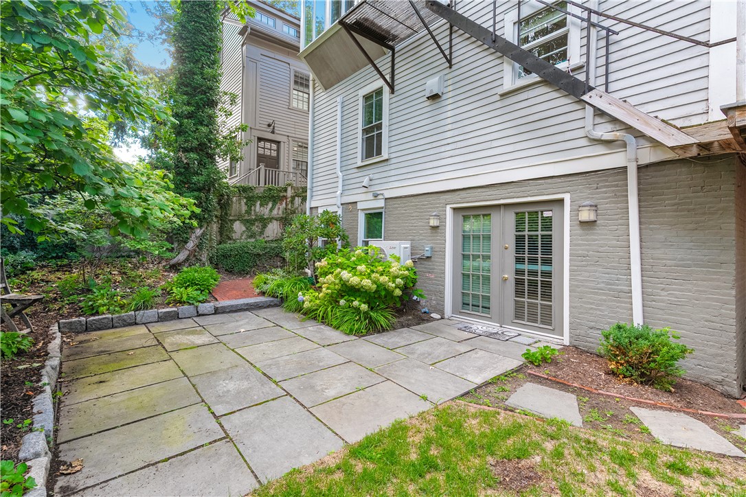 135 Williams Street 2