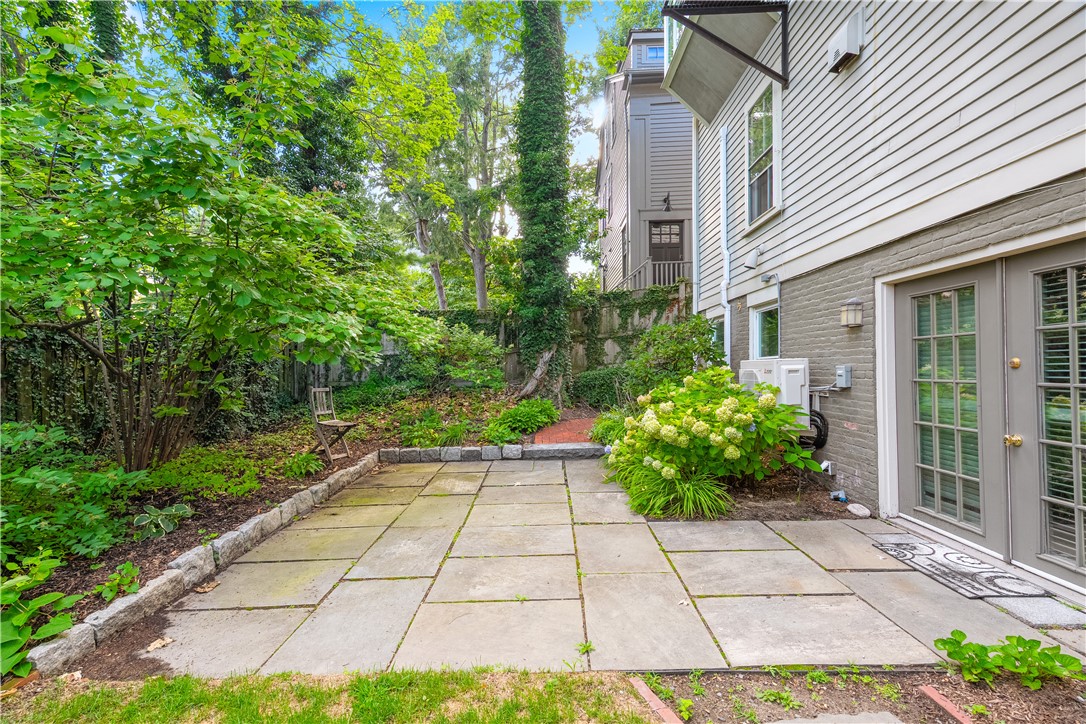 135 Williams Street 2