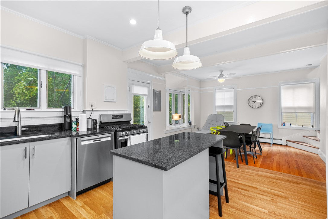 135 Williams Street 2
