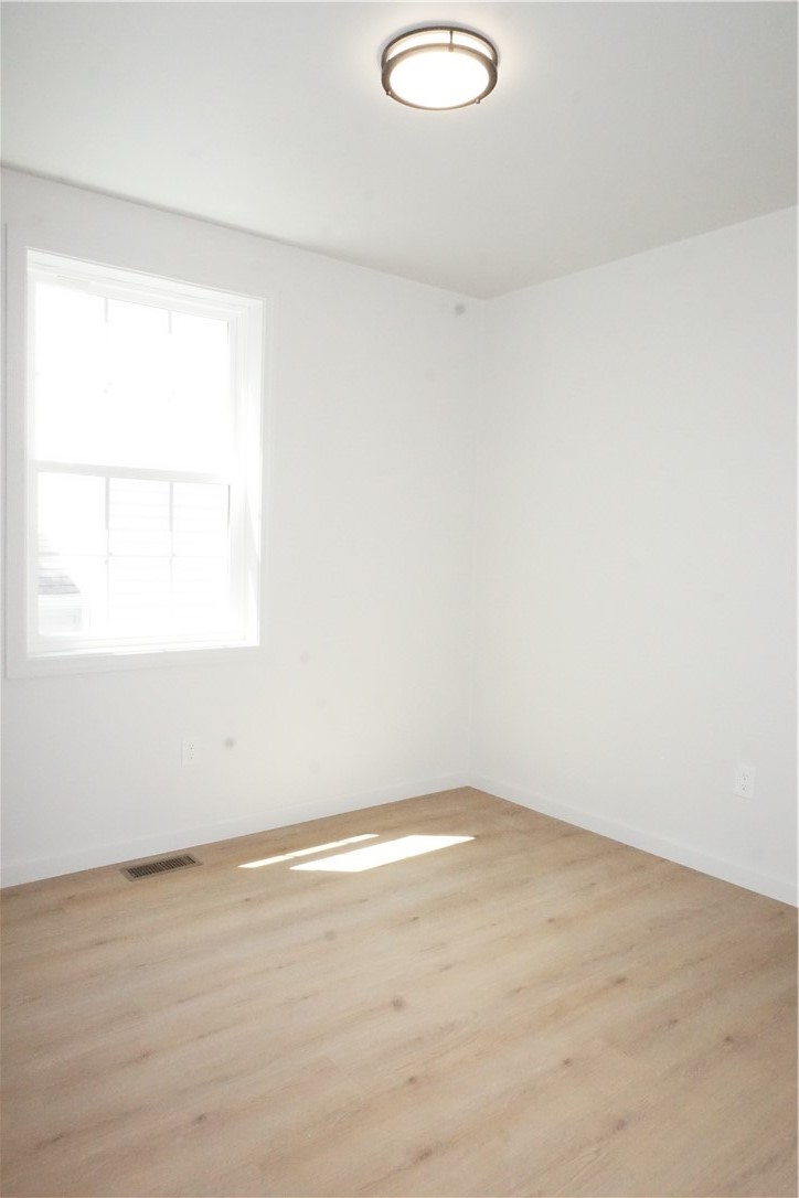 13 Benton Street