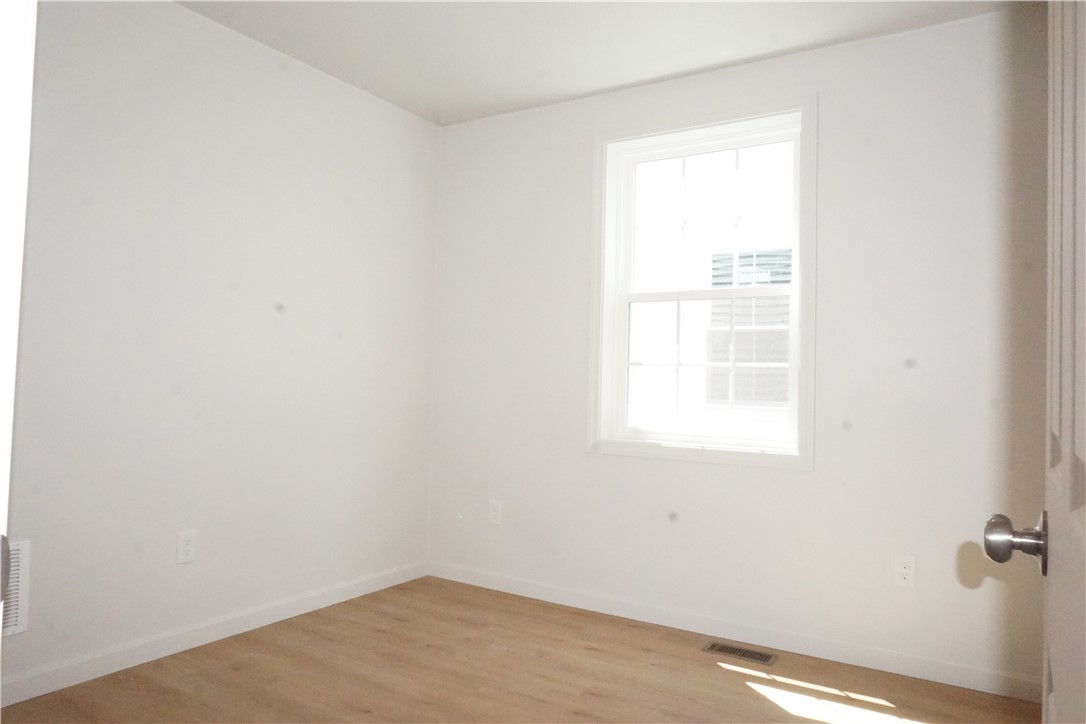13 Benton Street