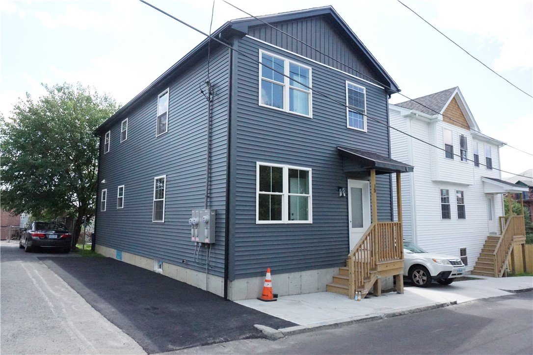 13 Benton Street