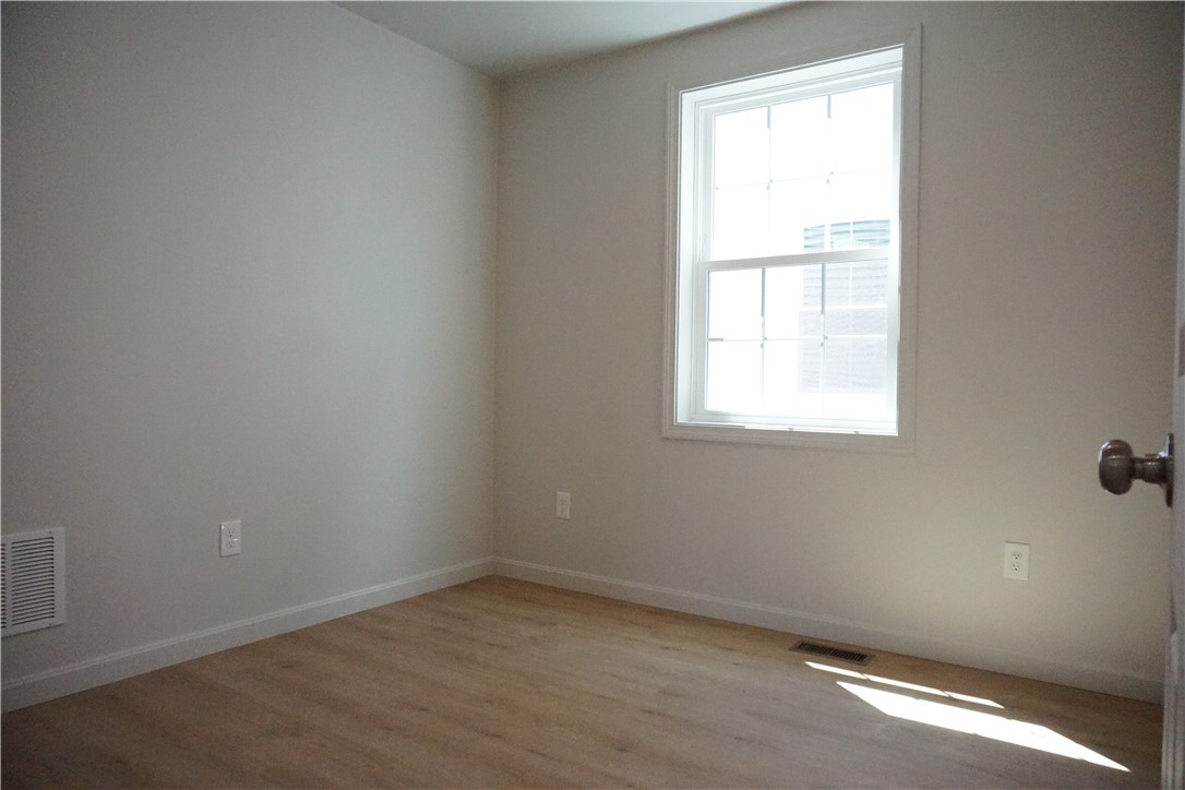 13 Benton Street