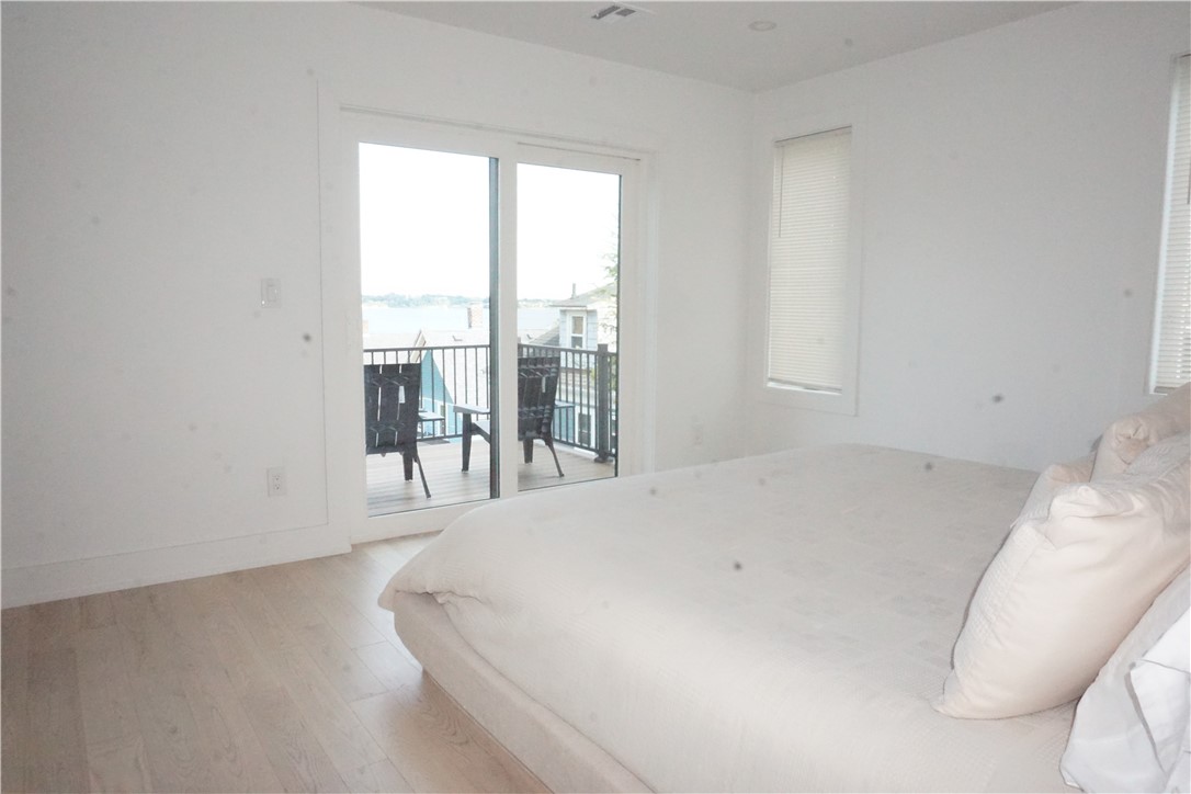 1232 Narragansett Boulevard