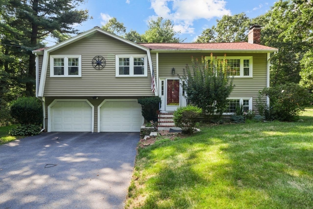 54 Everett