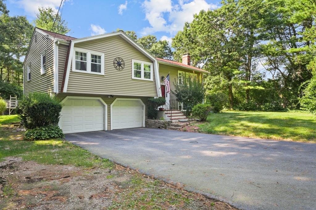 54 Everett