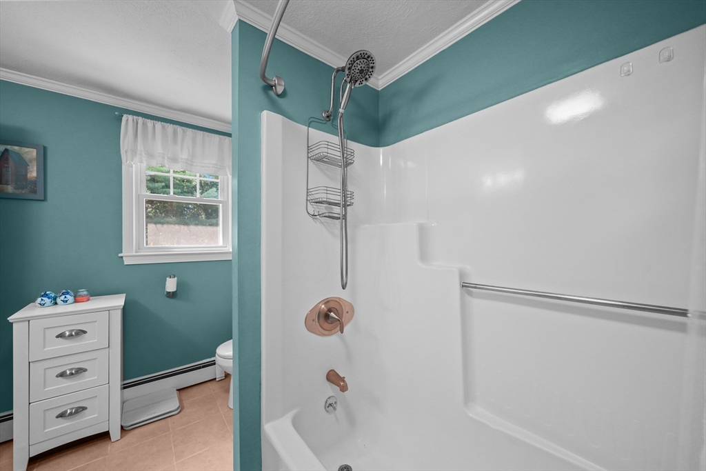 54 Everett