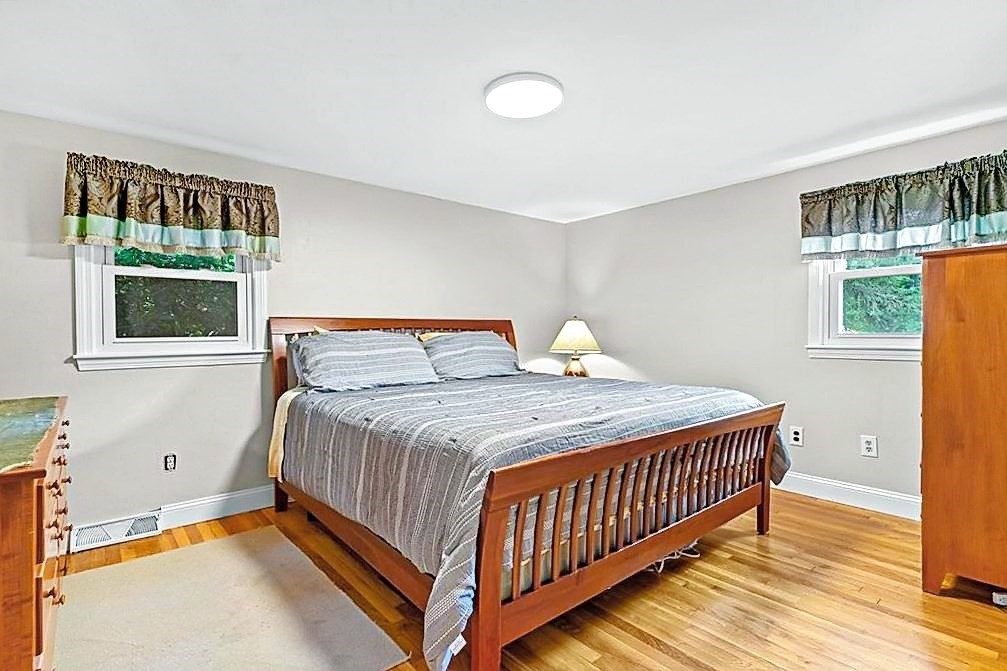 5 Black Pond Road