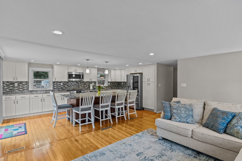 5 Black Pond Road
