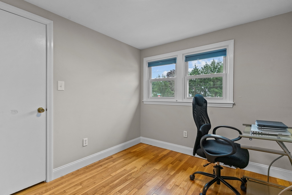5 Black Pond Road