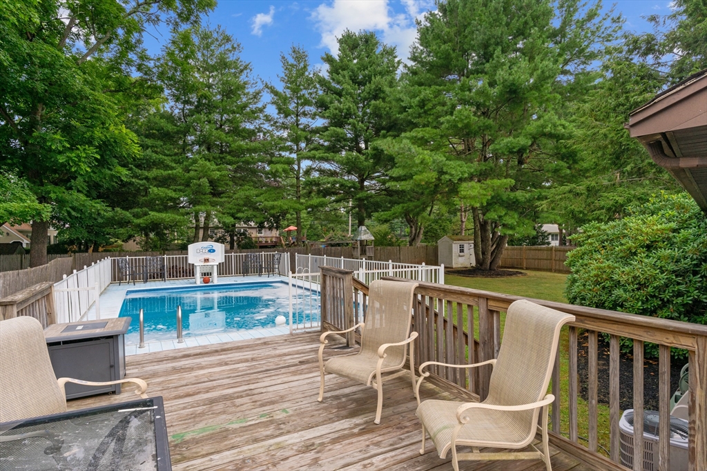 5 Black Pond Road