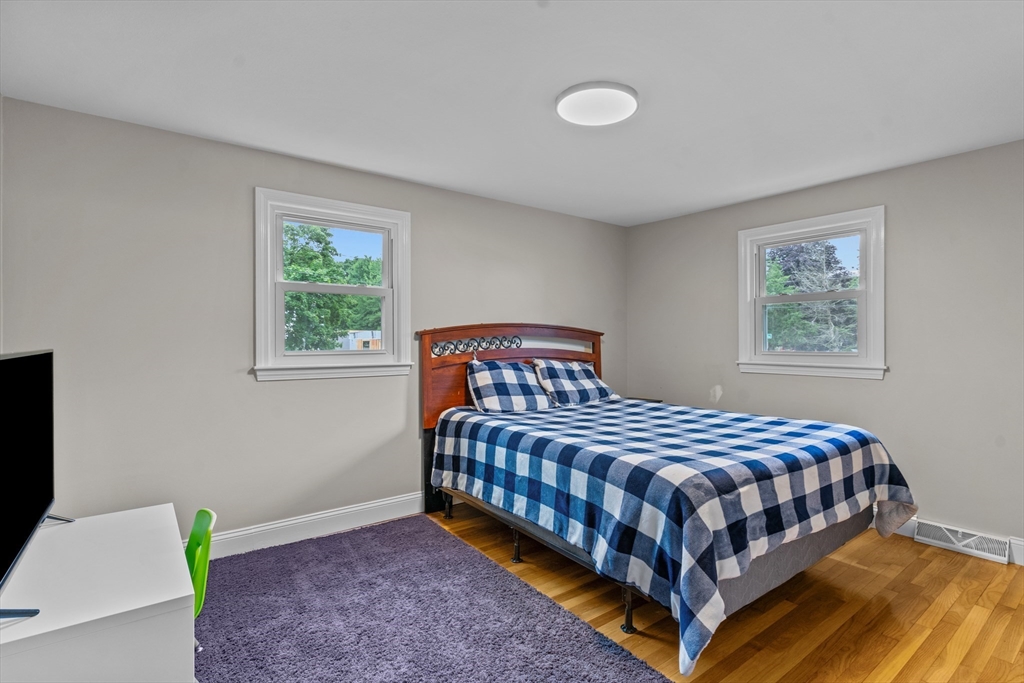 5 Black Pond Road
