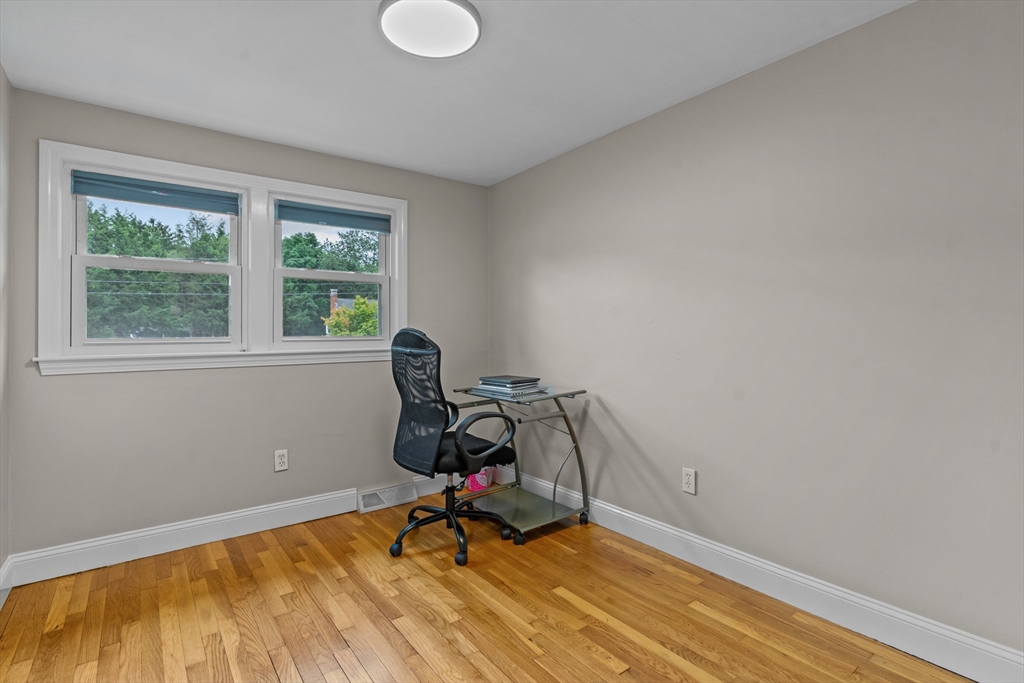 5 Black Pond Road