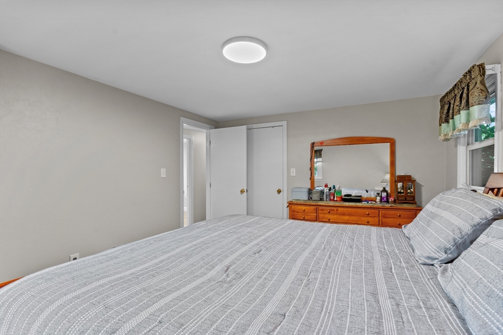 5 Black Pond Road