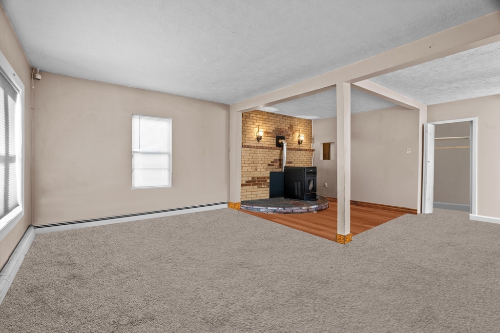 386 East Street