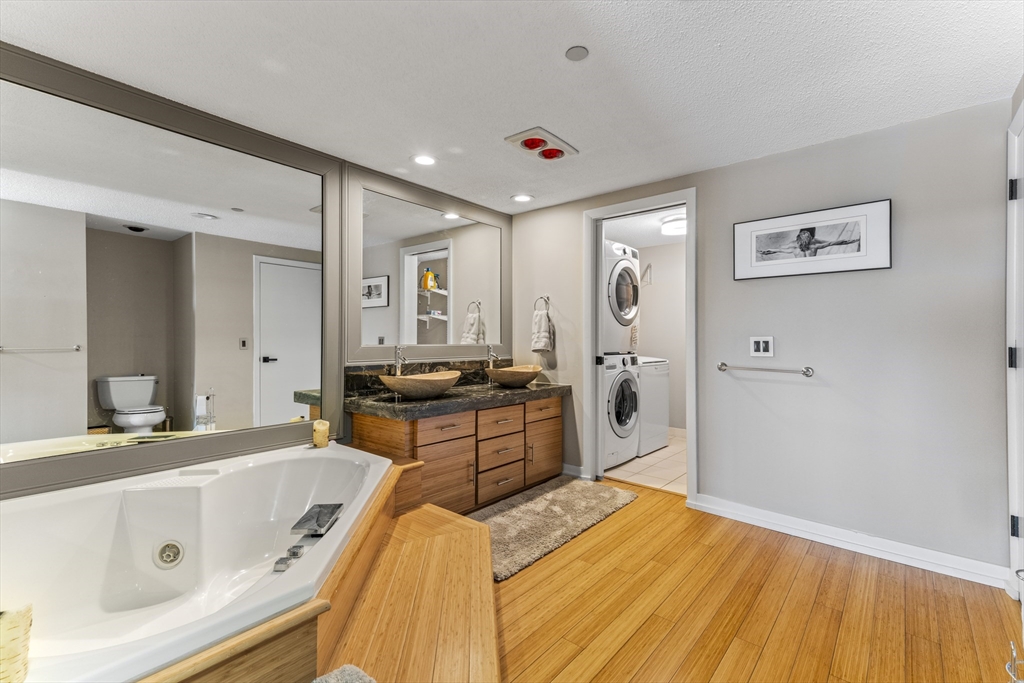65 Lake Avenue # 1007