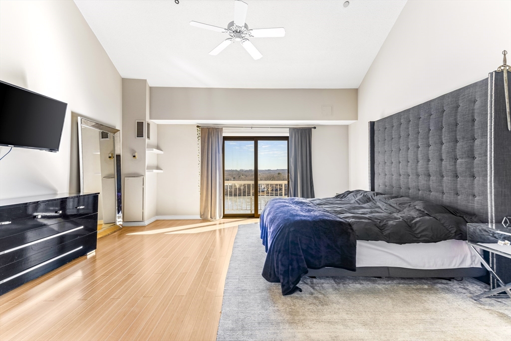 65 Lake Avenue # 1007