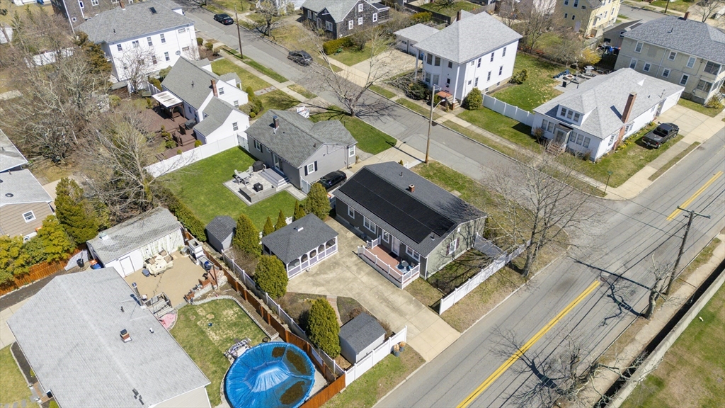5 Byron St