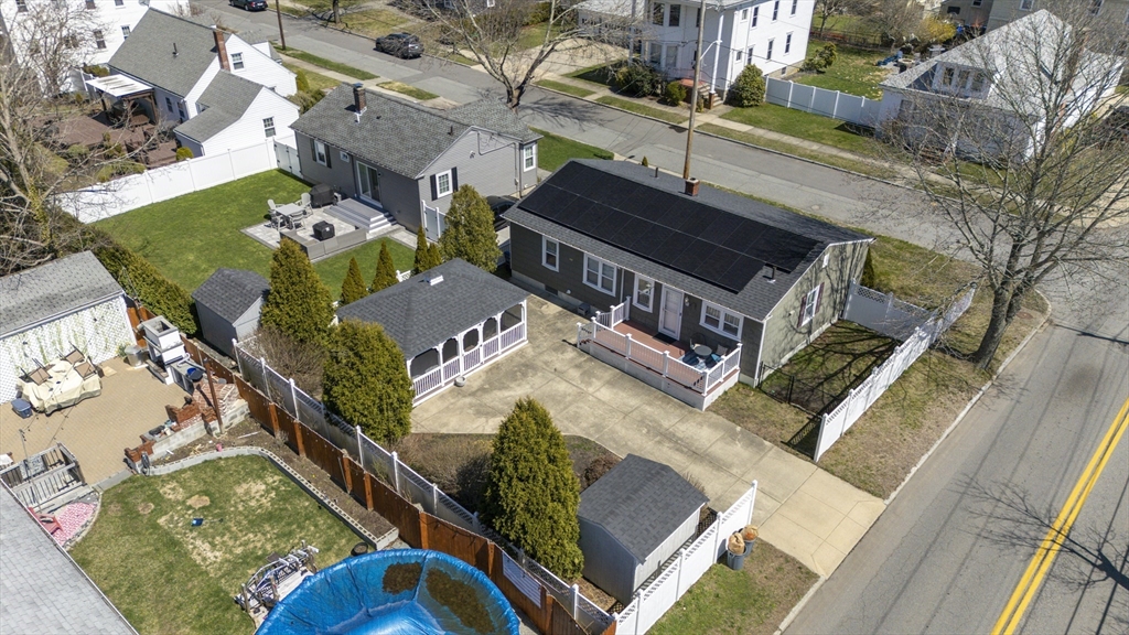 5 Byron St