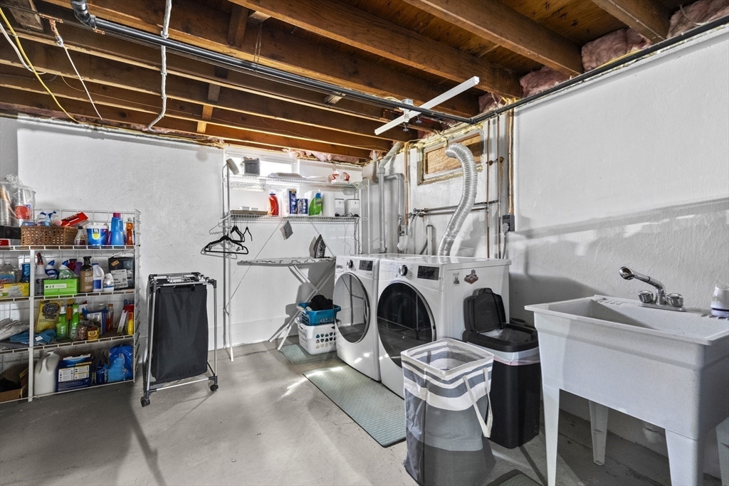 5 Byron St