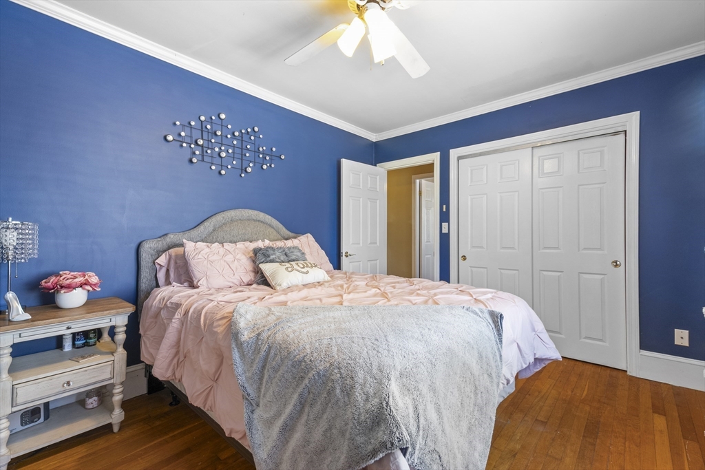 5 Byron St