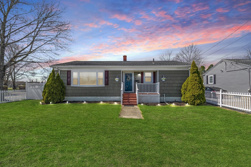 5 Byron St