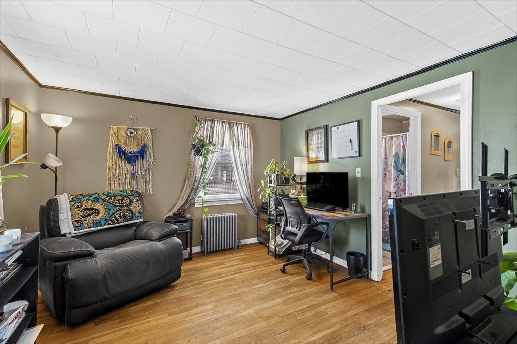85 Pinehurst Avenue