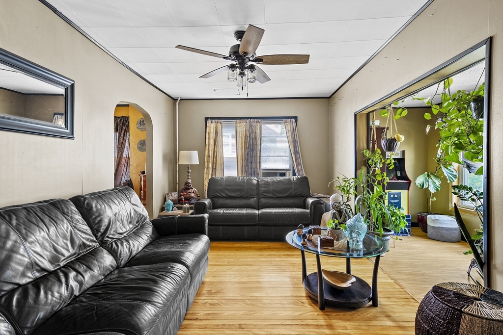 85 Pinehurst Avenue