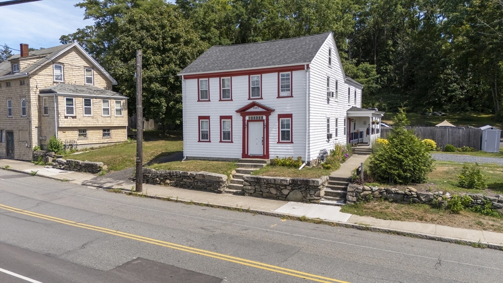 3063 North Main Street