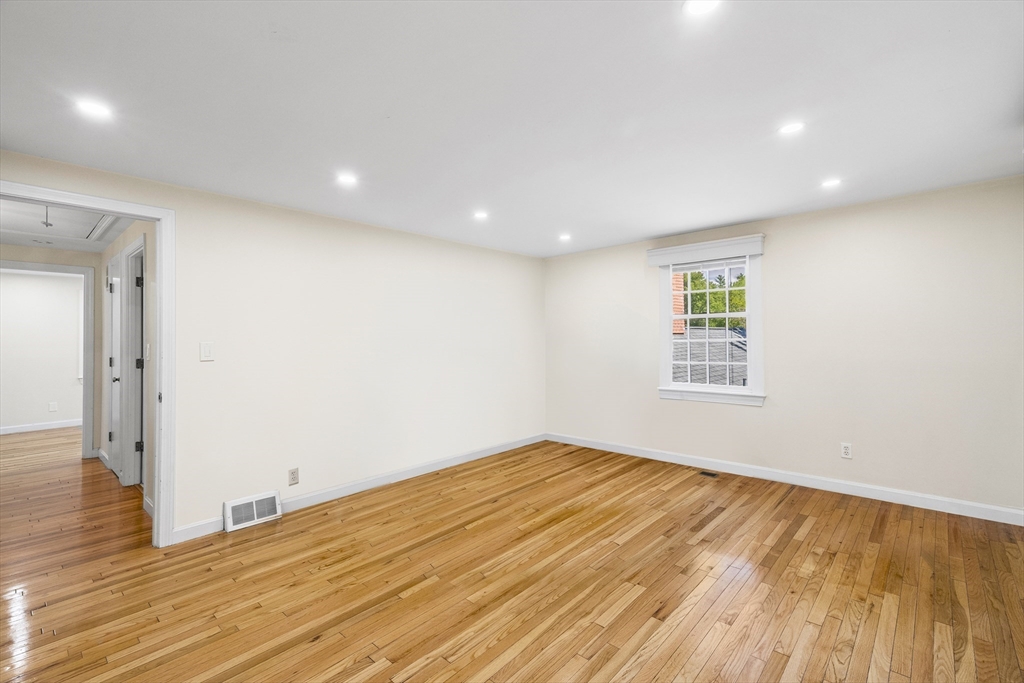 24 Jericho Road # 24