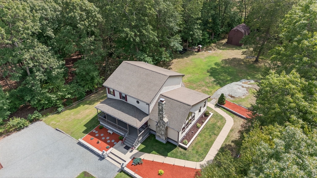 631 Hart Street