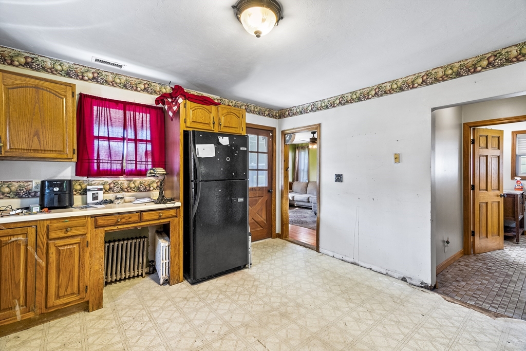 10 Prouty Street