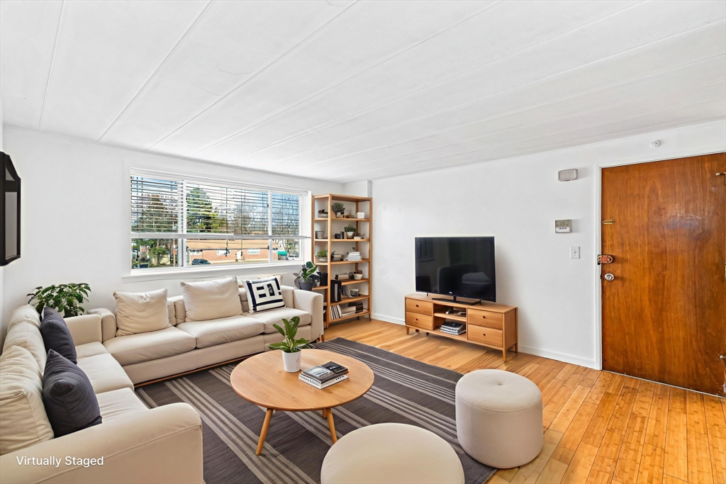 20 Nelson Drive # 3A
