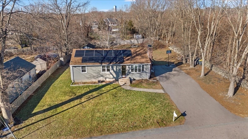 63 Hebb St