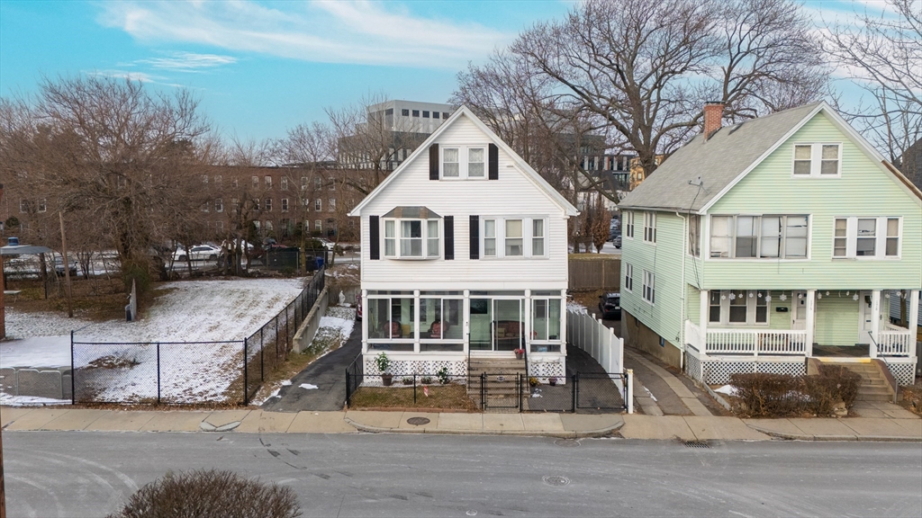 172-174 Franklin St