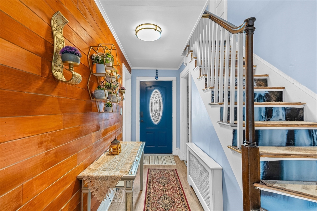 28 Maple Street