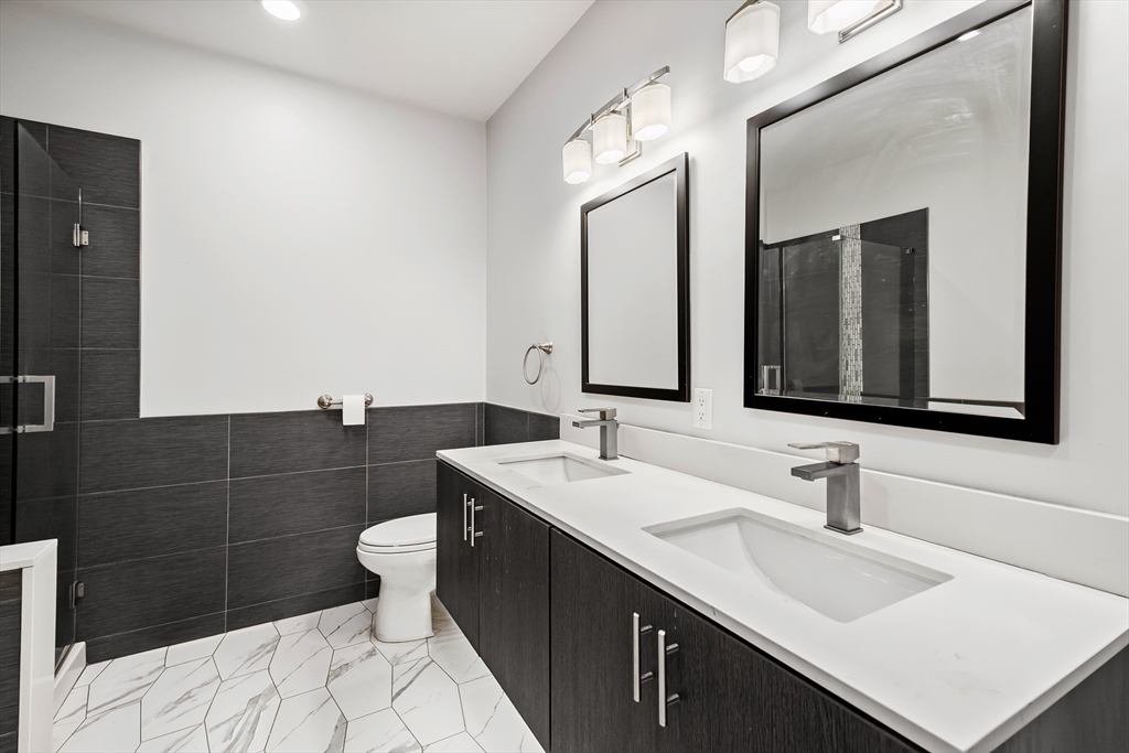 18 Cliveden # 406W