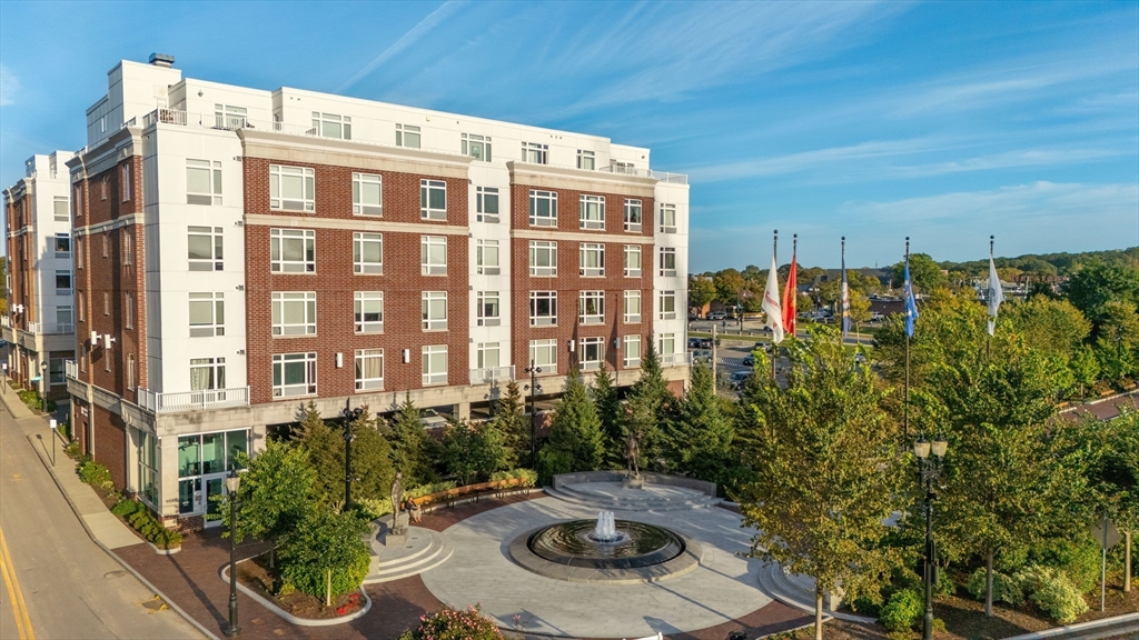 18 Cliveden # 406W