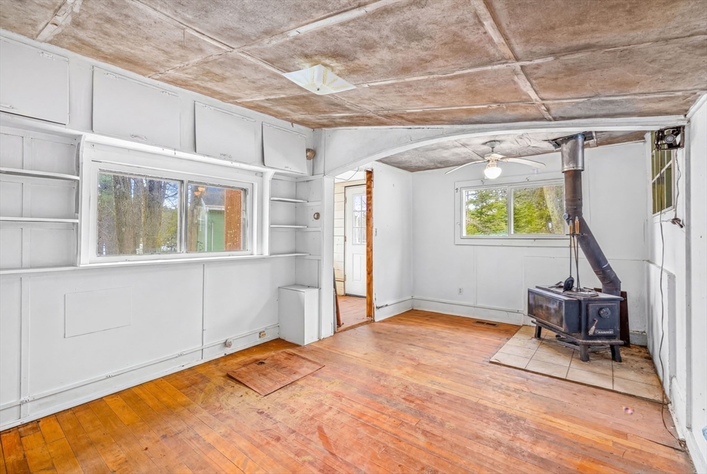 24 Cote Lane