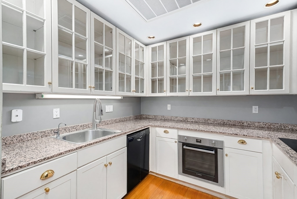 319 Marlborough Street # 1