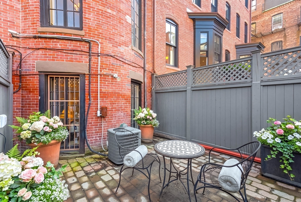 319 Marlborough Street # 1