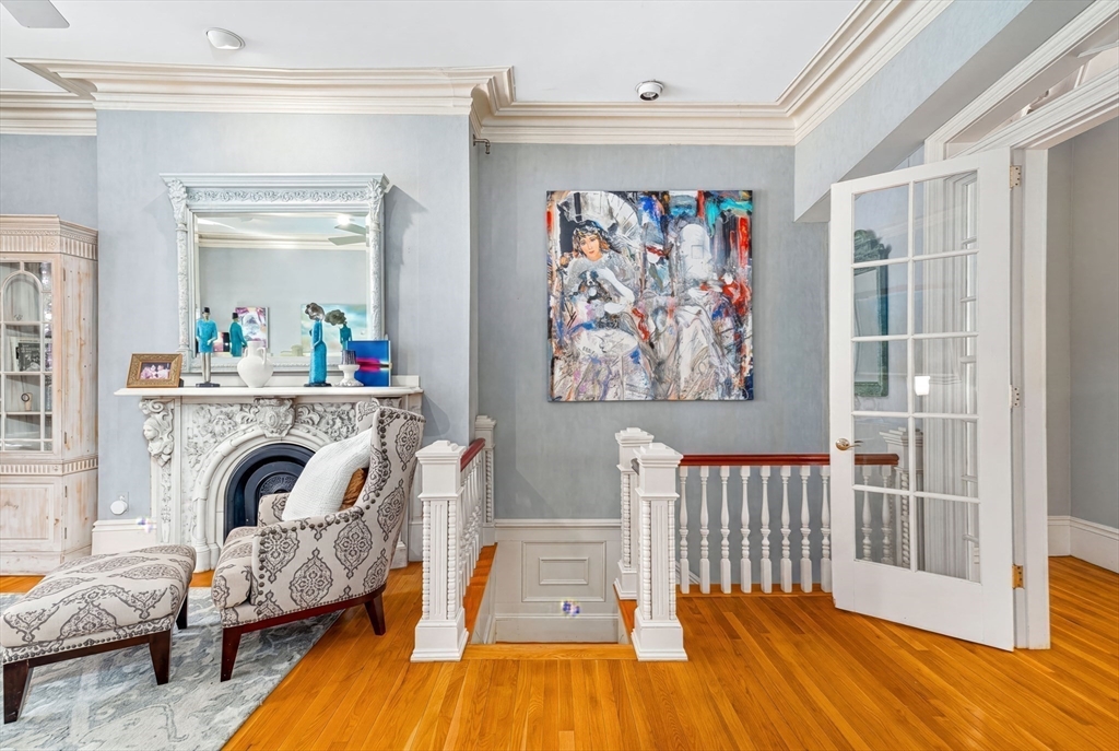 319 Marlborough Street # 1