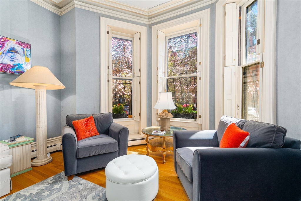 319 Marlborough Street # 1