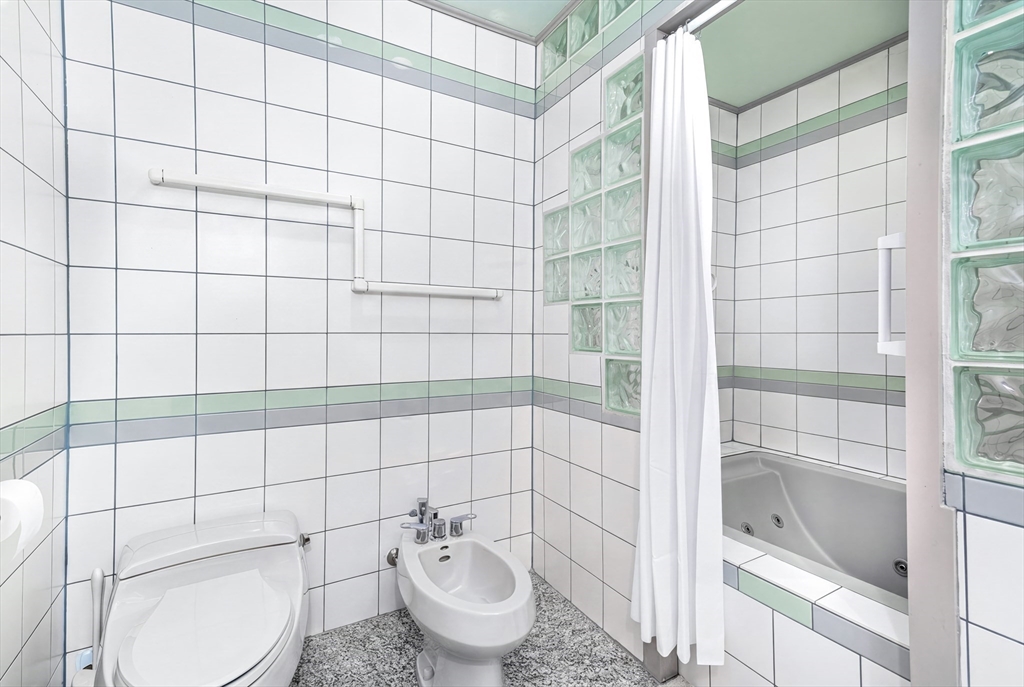 319 Marlborough Street # 1