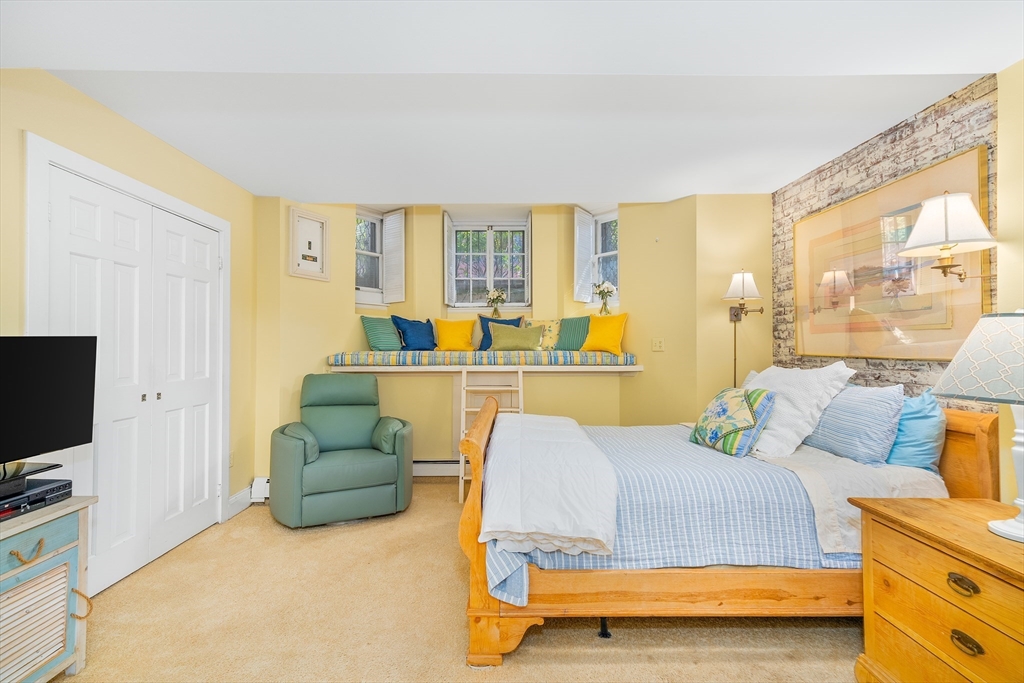 319 Marlborough Street # 1