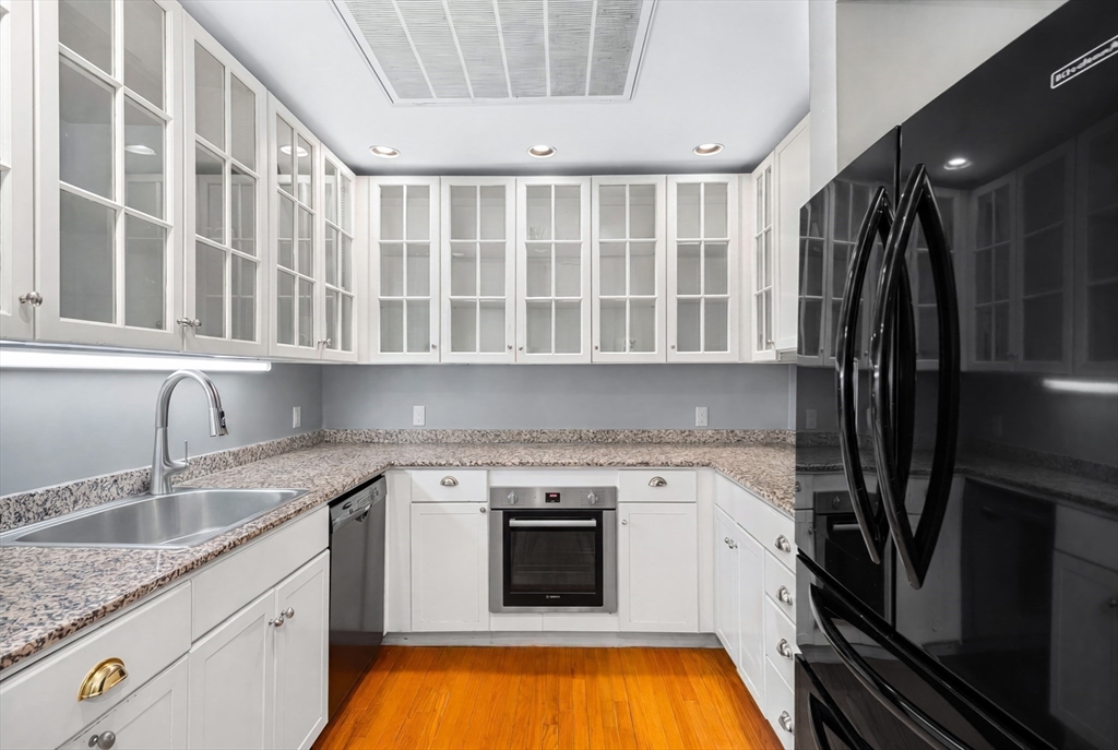319 Marlborough Street # 1