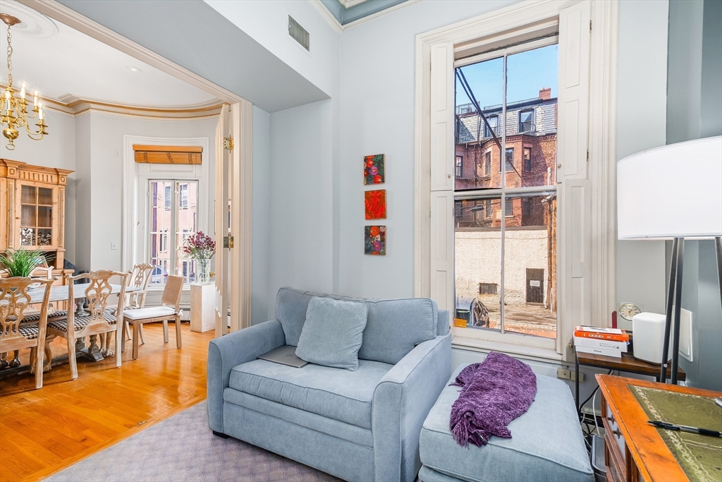 319 Marlborough Street # 1