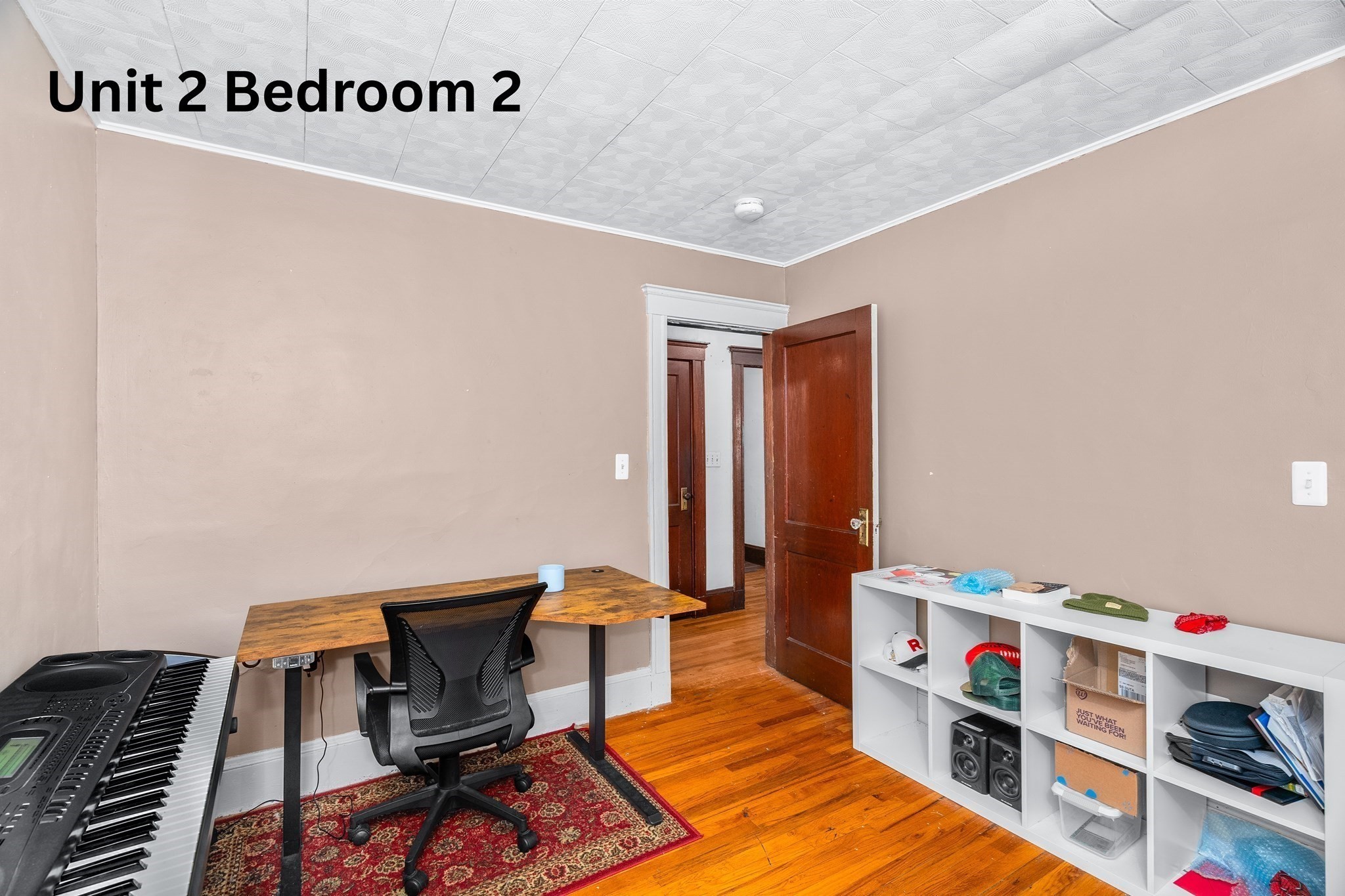 52 Sterling St