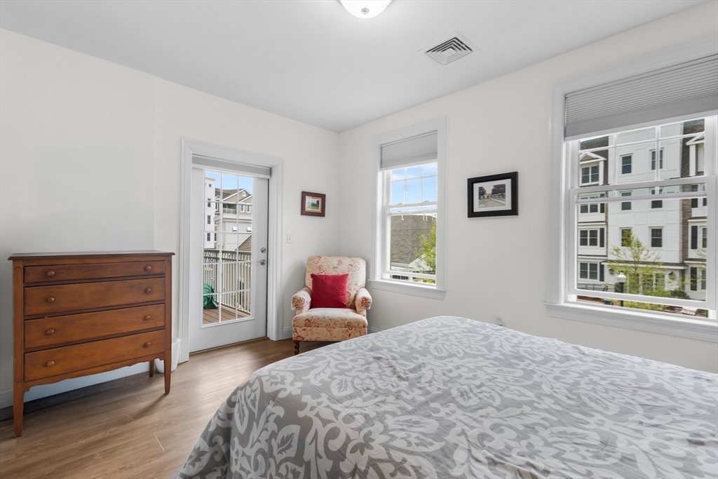 320 Middlesex Ave # B205